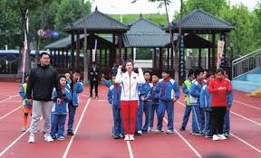 [NBA-湖人] 湖人队友有多差？两数据全靠东契奇支撑，替补加起来不如对手一将