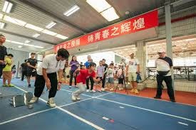 英超赛场亮点：利物浦逆转曼联,