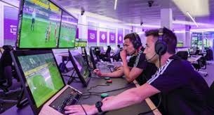 [天下足球]打卡足球圣殿：成长之约